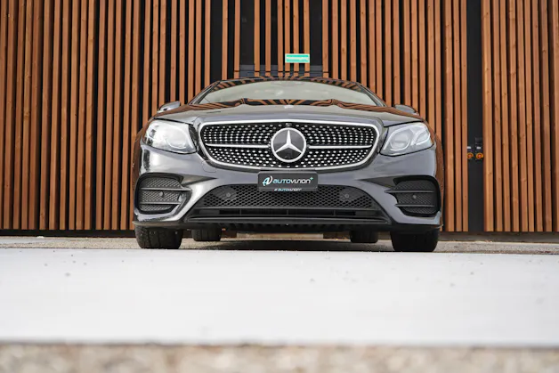 MERCEDES-BENZ E 450 COUPÉ AMG LINE BLACK 4 MATIC 9G-TRONIC l 367 PS