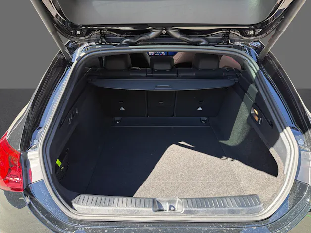 MERCEDES-BENZ CLA Shooting Brake 350 4Matic 85 kWh EQ