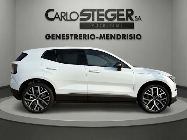 VOLVO EX30 P5 69 kWh Long Range Xcentric Black Edition43235