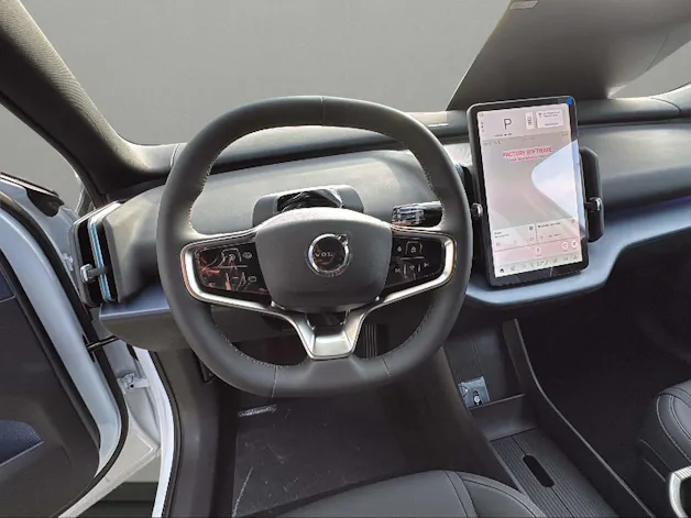 VOLVO EX30 P5 69 kWh Long Range Xcentric Black Edition43235