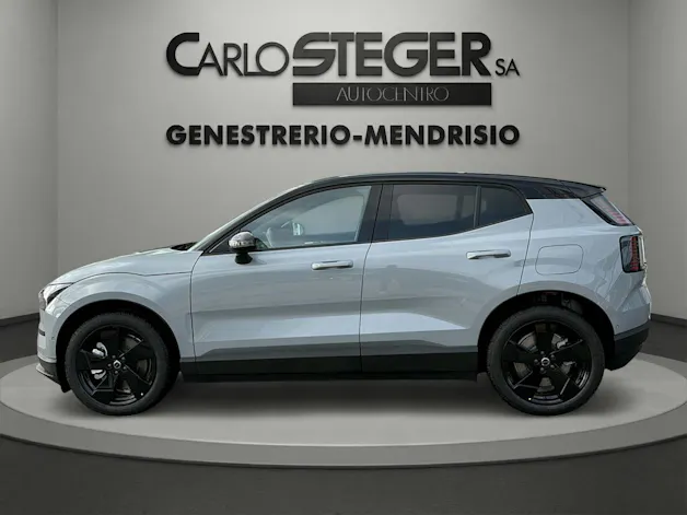 VOLVO EX30 P8 69 kWh AWD Xcentric Black Edition