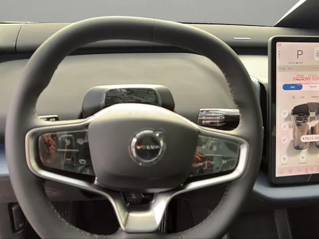 VOLVO EX30 P8 69 kWh AWD Xcentric Black Edition