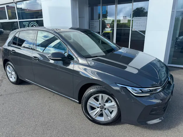 VW Golf 1.5 e TSI mHEV Basis DSG