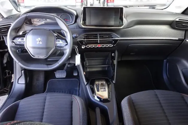 PEUGEOT 208 1.2 PureT Act.P. EAT8