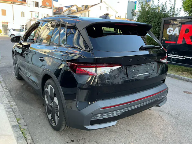 SKODA Elroq RS 4x4 *** MAXX PAKET, ANHÄNGEKUPPLUNG & 4 JAHRE SKODA GARANTIE *** **
