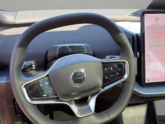 VOLVO EX30 Cross Country P8 69 kWh AWD Ultra