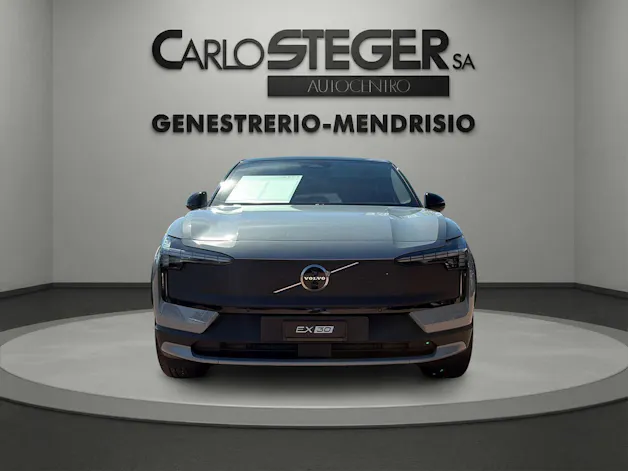 VOLVO EX30 Cross Country P8 69 kWh AWD Ultra