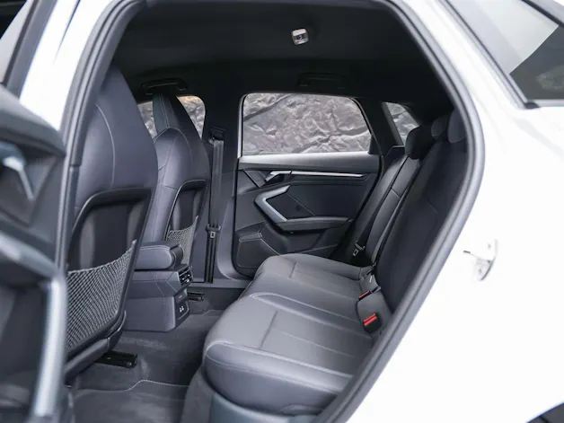 AUDI S3 Sportback TFSI quattro S-tronic*19"Felgen*Werksgarantie*Matrix-LED*Assistenten*
