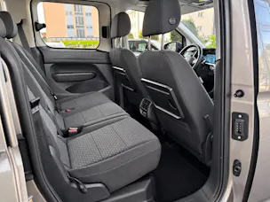 FORD Tourneo Connect 2.0 EcoBlue Titanium Automat
