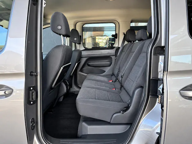 FORD Tourneo Connect 2.0 EcoBlue Titanium Automat