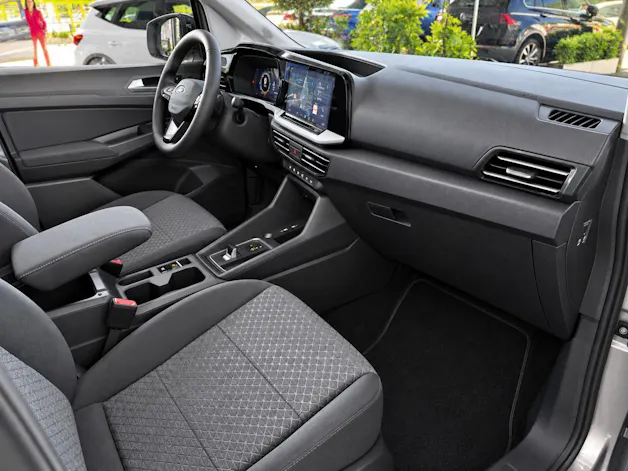 FORD Tourneo Connect 2.0 EcoBlue Titanium Automat