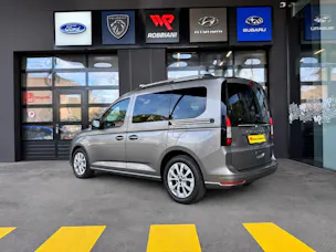 FORD Tourneo Connect 2.0 EcoBlue Titanium Automat