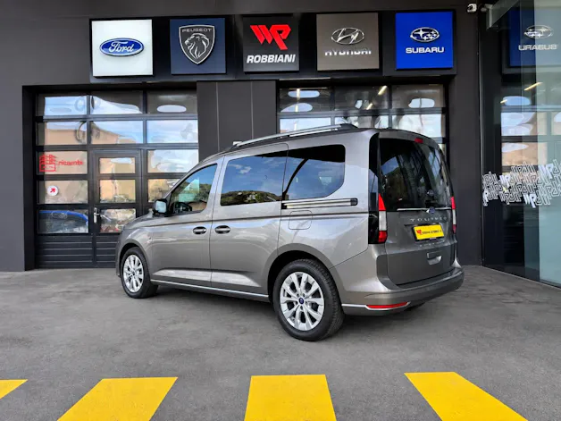 FORD Tourneo Connect 2.0 EcoBlue Titanium Automat