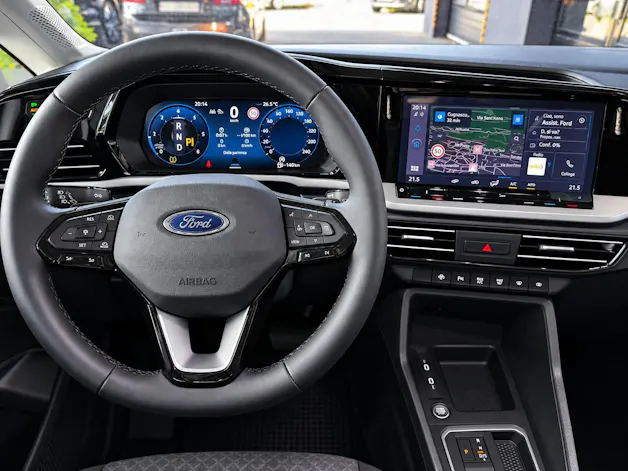 FORD Tourneo Connect 2.0 EcoBlue Titanium Automat