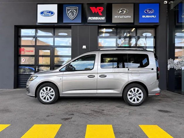 FORD Tourneo Connect 2.0 EcoBlue Titanium Automat