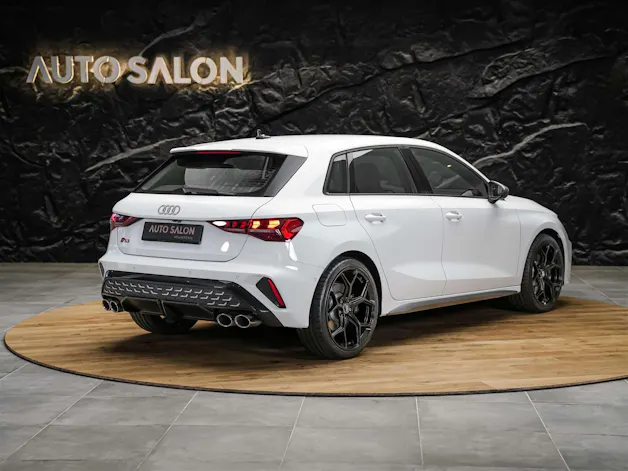 AUDI S3 Sportback TFSI quattro S-tronic*19"Felgen*Werksgarantie*Matrix-LED*Assistenten*