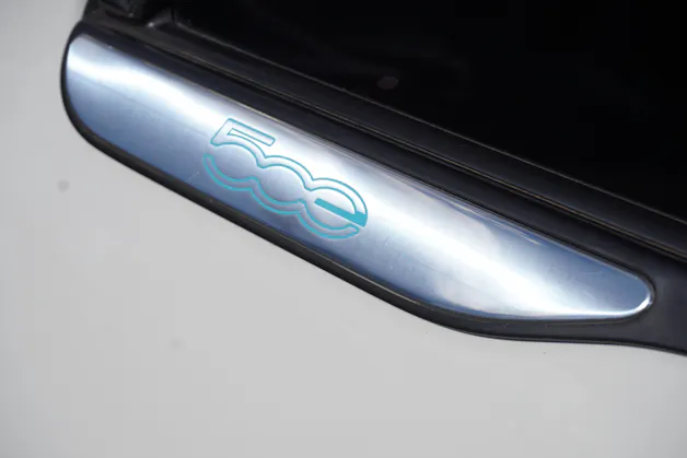 FIAT 500 electric 87 kW Cult