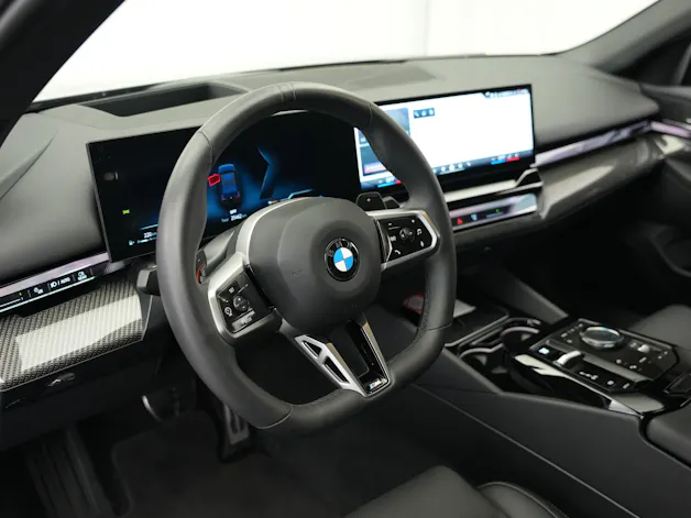 BMW 520d xDrive 48V M Sport Steptronic *Carbon* *Harman/Kardon* *Werksgarantie*