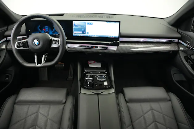 BMW 520d xDrive 48V M Sport Steptronic *Carbon* *Harman/Kardon* *Werksgarantie*