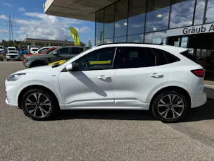 FORD Kuga 2.5 FHEV ST-Line X 4WD