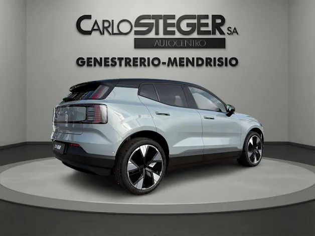 VOLVO EX30 P8 69 kWh AWD Ultra