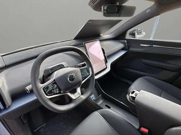 VOLVO EX30 P8 69 kWh AWD Ultra