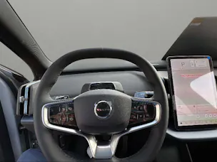 VOLVO EX30 P8 69 kWh AWD Ultra