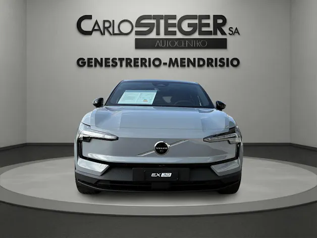 VOLVO EX30 P8 69 kWh AWD Ultra