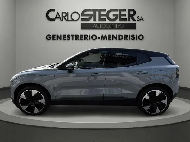 VOLVO EX30 P8 69 kWh AWD Ultra