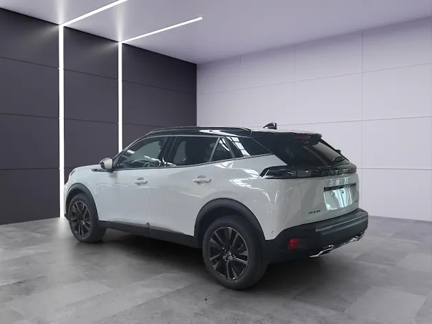PEUGEOT 2008 1.2 MHEV GT Exclusive