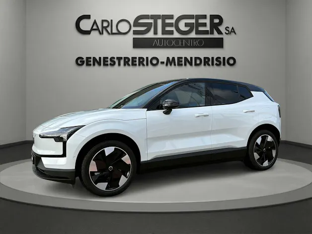 VOLVO EX30 P8 69 kWh AWD Ultra