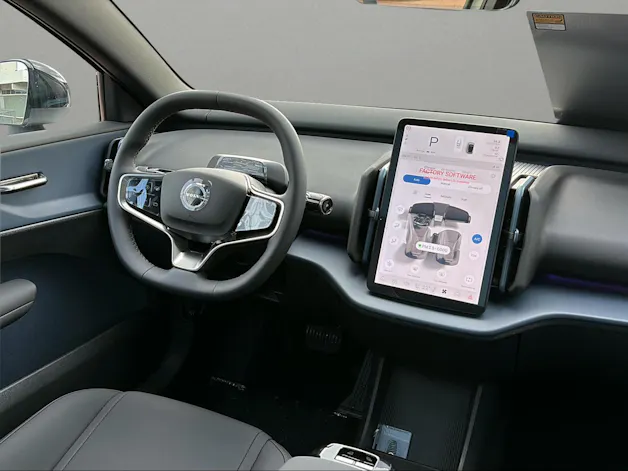 VOLVO EX30 P8 69 kWh AWD Ultra