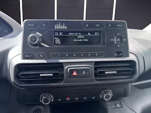 PEUGEOT Partner 1.2 Pro 650 kg Standard