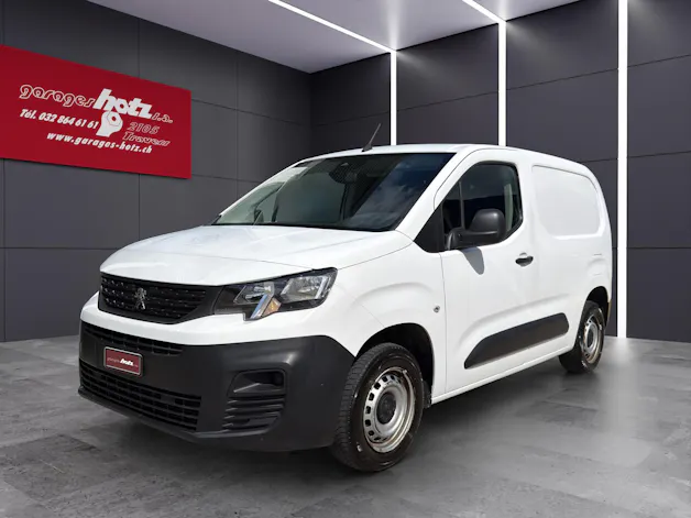 PEUGEOT Partner 1.2 Pro 650 kg Standard