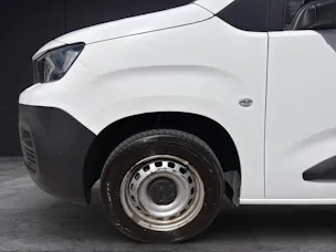 PEUGEOT Partner 1.2 Pro 650 kg Standard