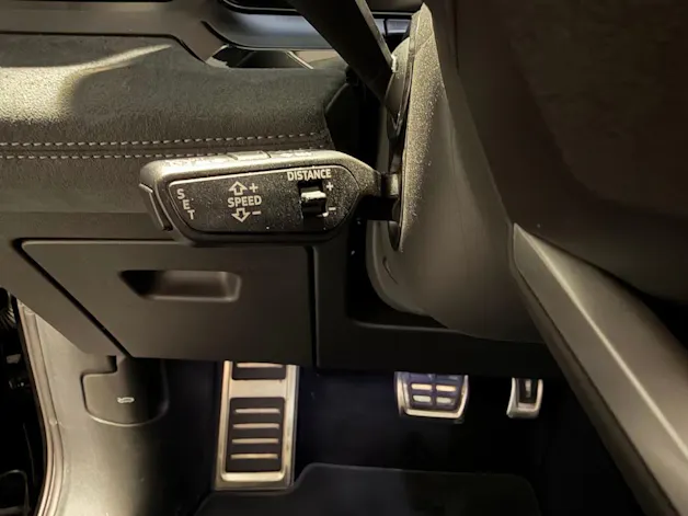AUDI SQ6 e-tron quattro