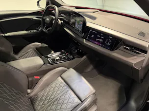 AUDI SQ6 e-tron quattro