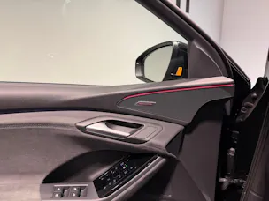 AUDI SQ6 e-tron quattro