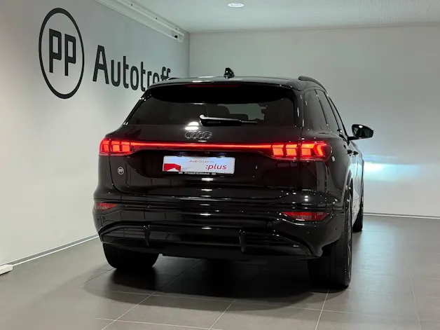 AUDI SQ6 e-tron quattro