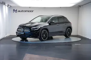 MERCEDES-BENZ GLA 220d 4Matic AMG Line 8G-DCT *CH-Fahrzeug*
