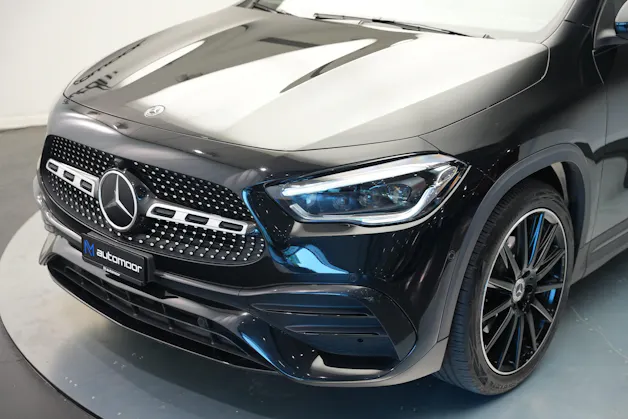 MERCEDES-BENZ GLA 220d 4Matic AMG Line 8G-DCT *CH-Fahrzeug*