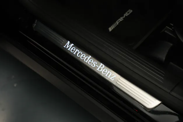MERCEDES-BENZ GLA 220d 4Matic AMG Line 8G-DCT *CH-Fahrzeug*