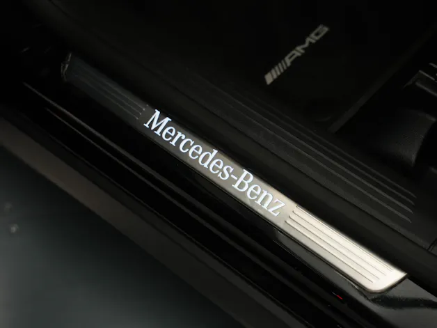 MERCEDES-BENZ GLA 220d 4Matic AMG Line 8G-DCT *CH-Fahrzeug*