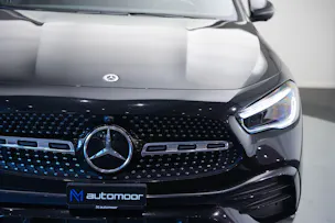 MERCEDES-BENZ GLA 220d 4Matic AMG Line 8G-DCT *CH-Fahrzeug*