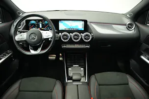 MERCEDES-BENZ GLA 220d 4Matic AMG Line 8G-DCT *CH-Fahrzeug*