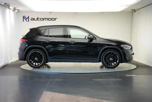 MERCEDES-BENZ GLA 220d 4Matic AMG Line 8G-DCT *CH-Fahrzeug*
