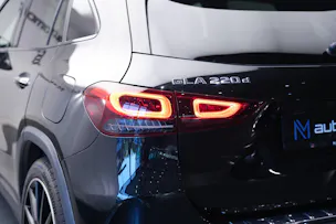 MERCEDES-BENZ GLA 220d 4Matic AMG Line 8G-DCT *CH-Fahrzeug*