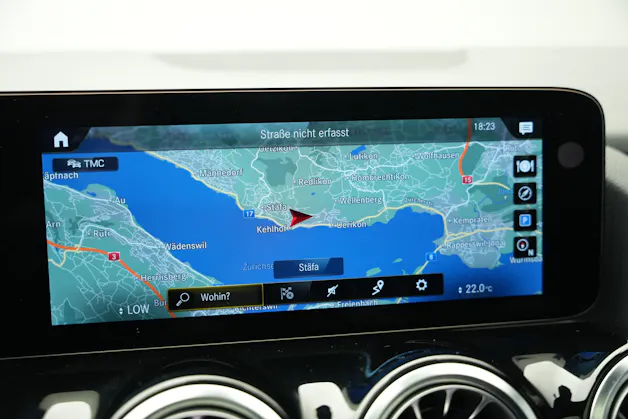 MERCEDES-BENZ GLA 220d 4Matic AMG Line 8G-DCT *CH-Fahrzeug*