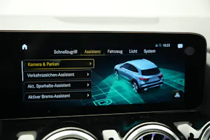 MERCEDES-BENZ GLA 220d 4Matic AMG Line 8G-DCT *CH-Fahrzeug*