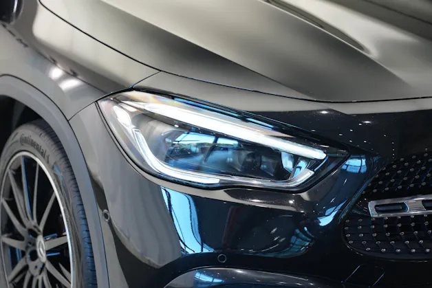 MERCEDES-BENZ GLA 220d 4Matic AMG Line 8G-DCT *CH-Fahrzeug*